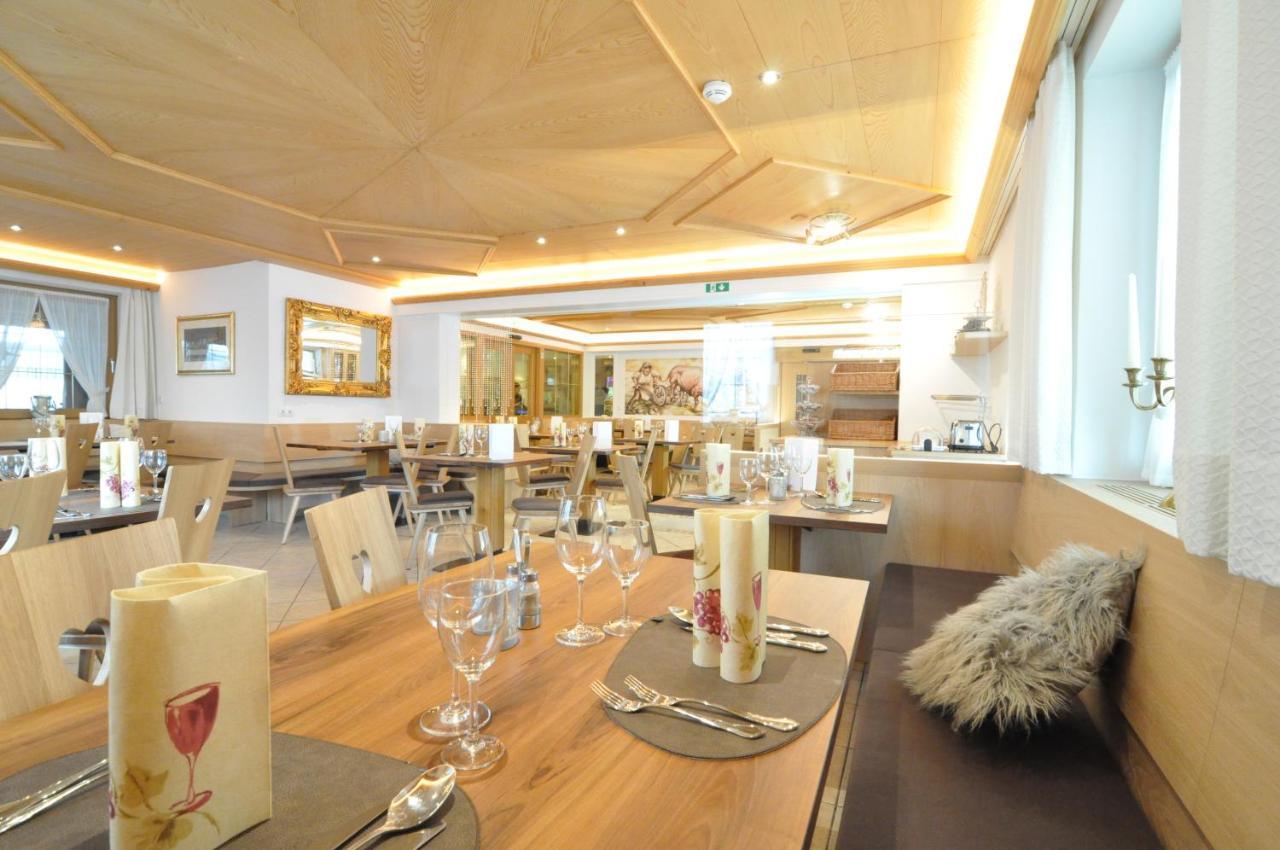 Hotel Traube - Stelvio Buitenkant foto