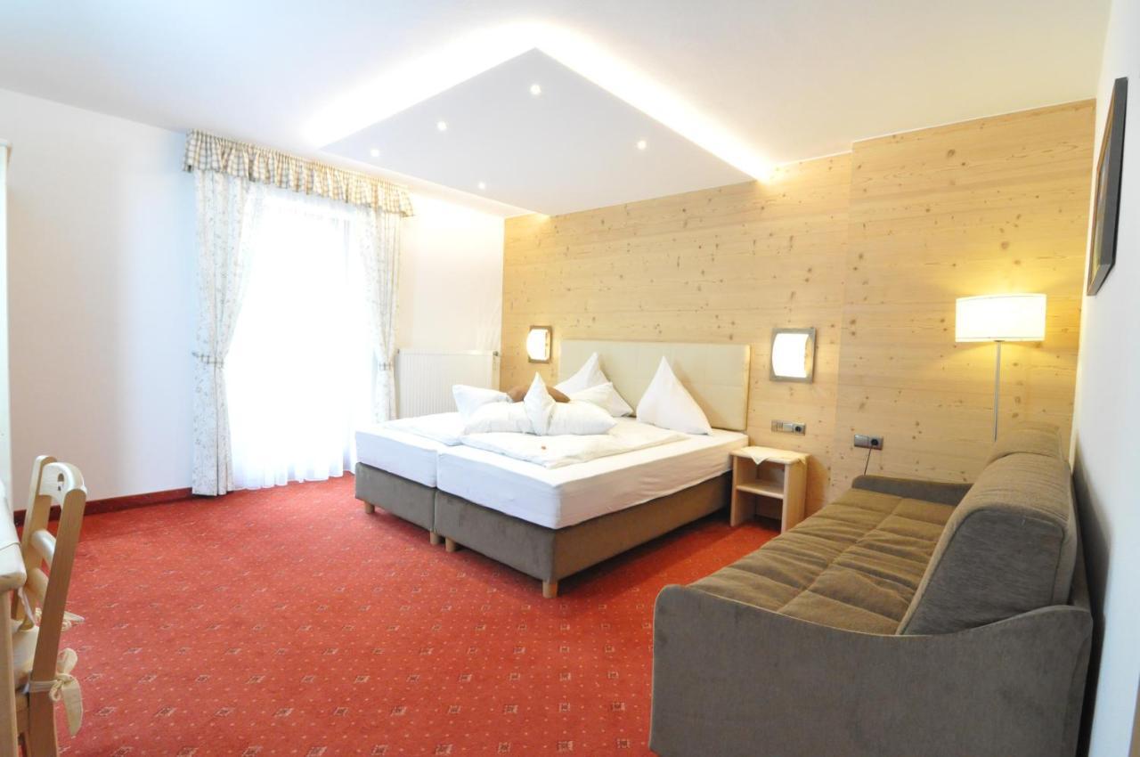 Hotel Traube - Stelvio Buitenkant foto