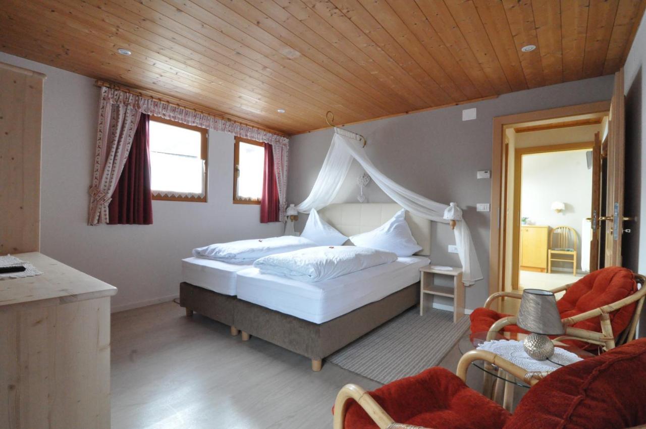 Hotel Traube - Stelvio Buitenkant foto