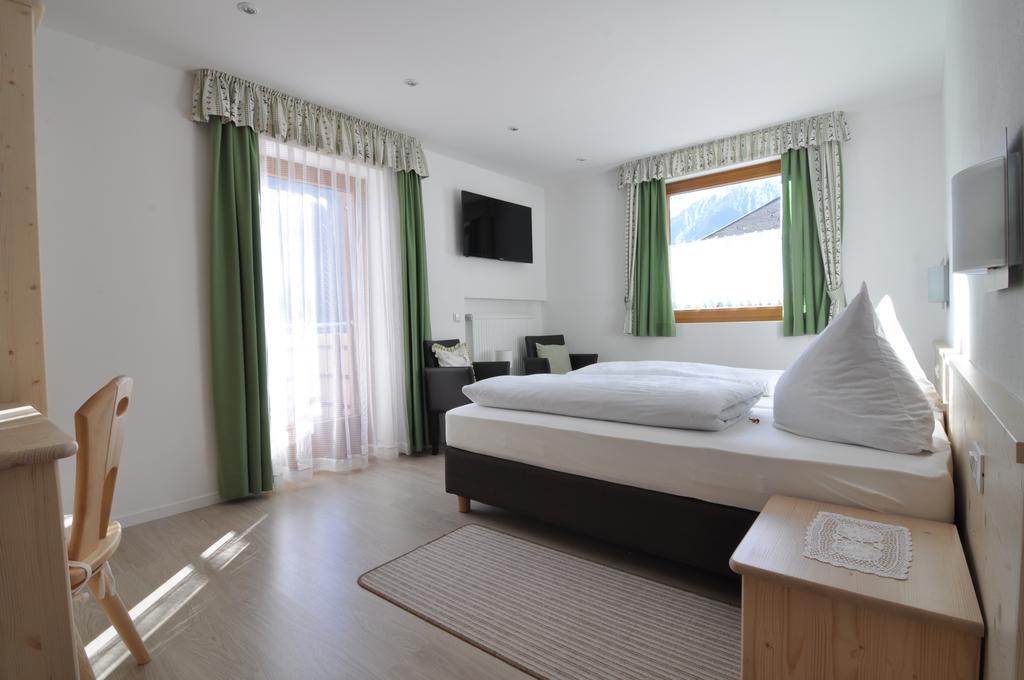 Hotel Traube - Stelvio Buitenkant foto