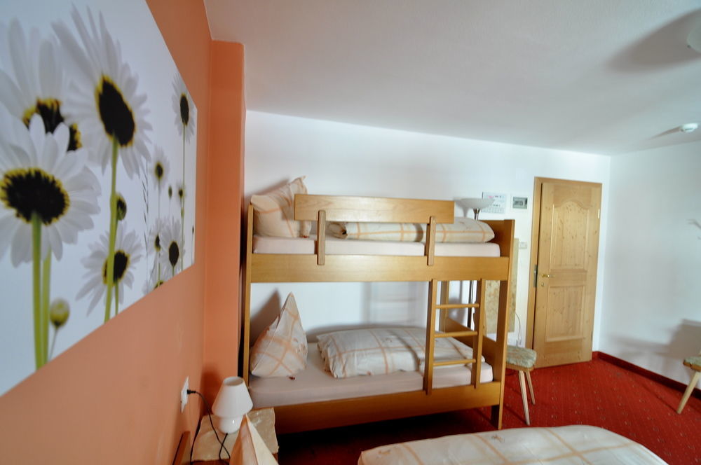 Hotel Traube - Stelvio Buitenkant foto