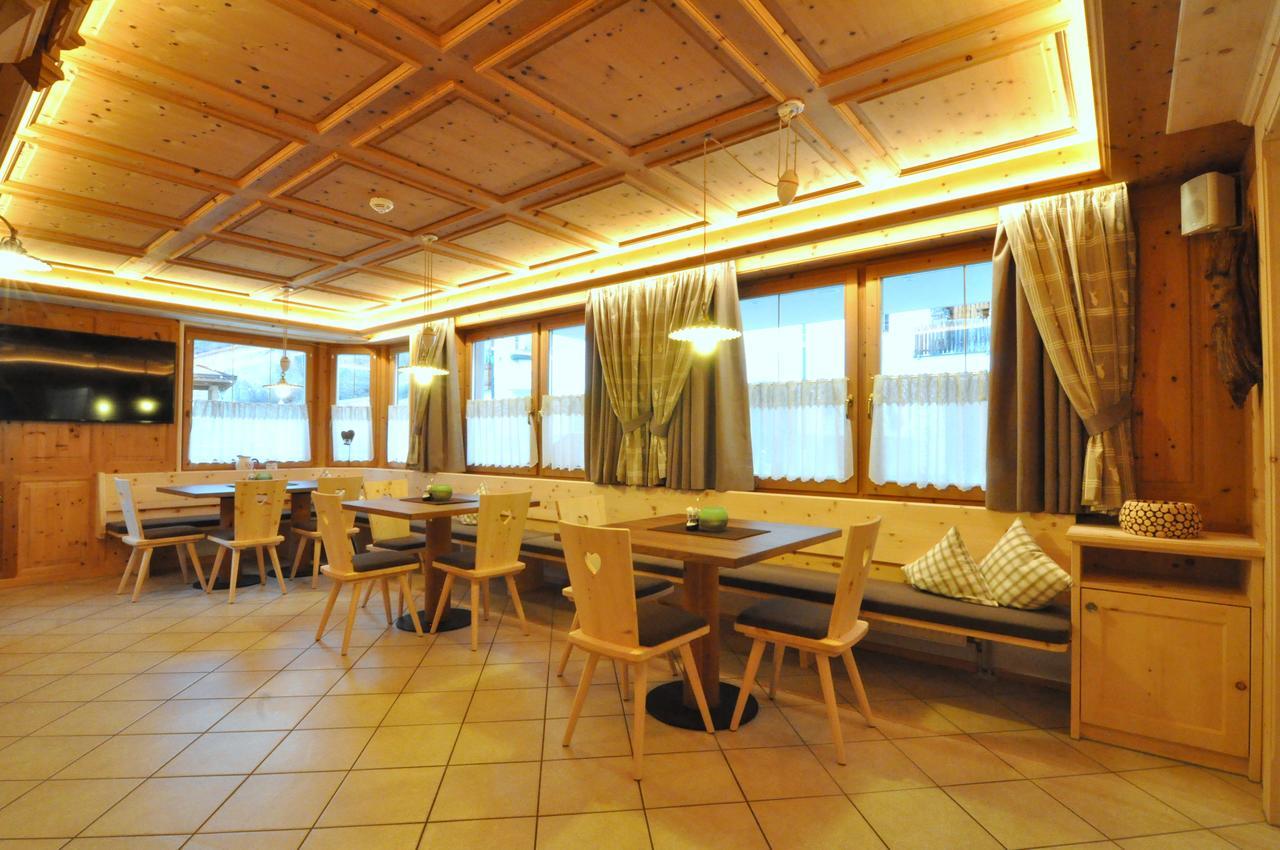 Hotel Traube - Stelvio Buitenkant foto