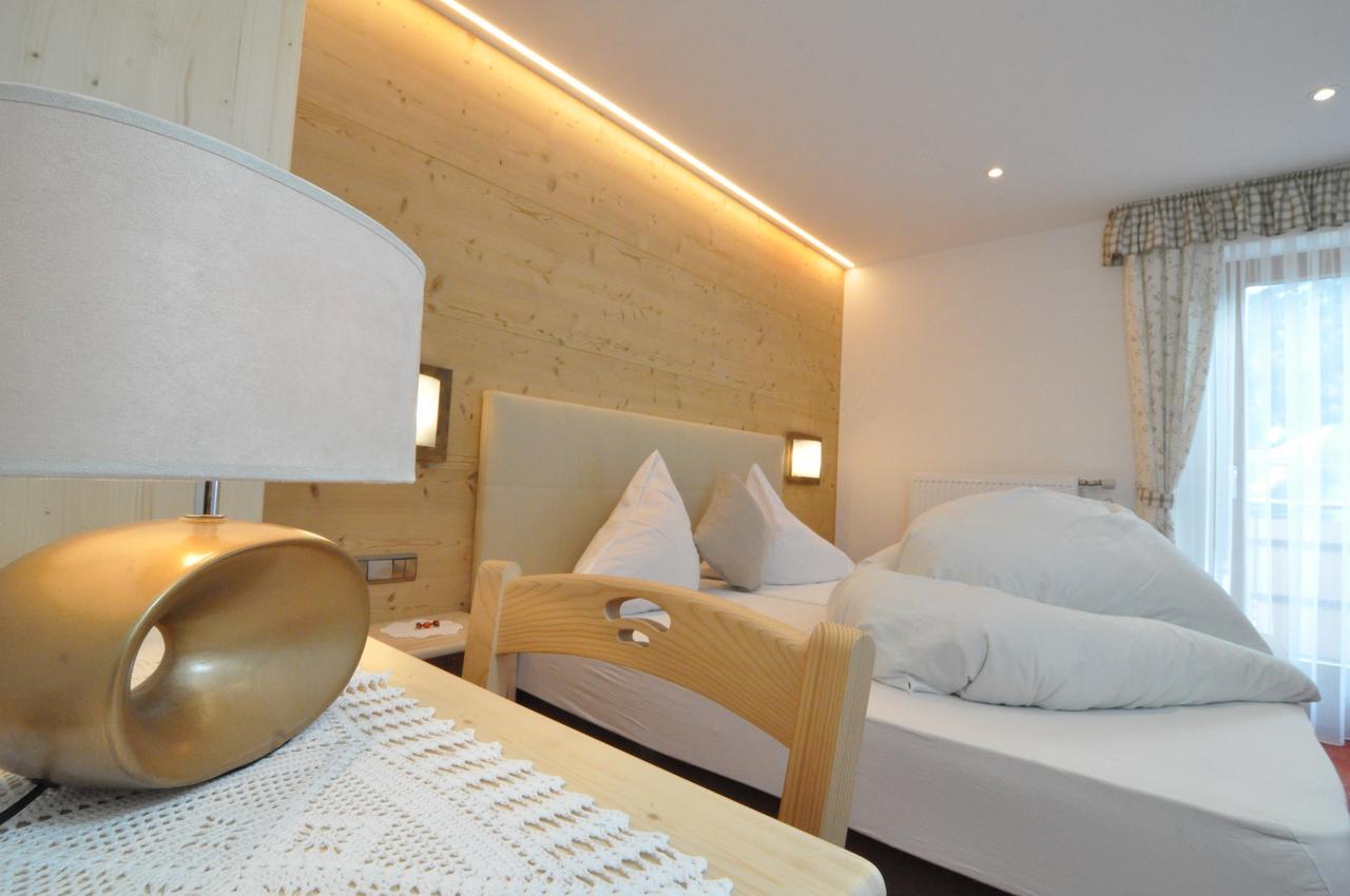 Hotel Traube - Stelvio Buitenkant foto